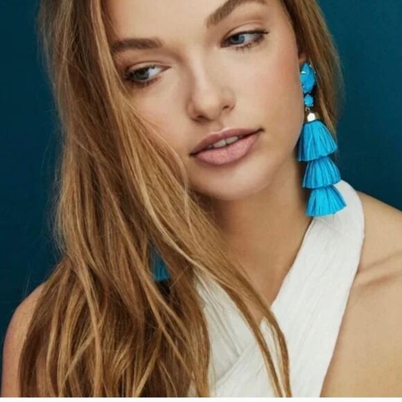 Gorgeous Kendra Scott unique 3-in-1 design, the “Denise” Statement Earrings - Picture 4 of 7